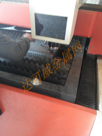 鉬盒激光打孔